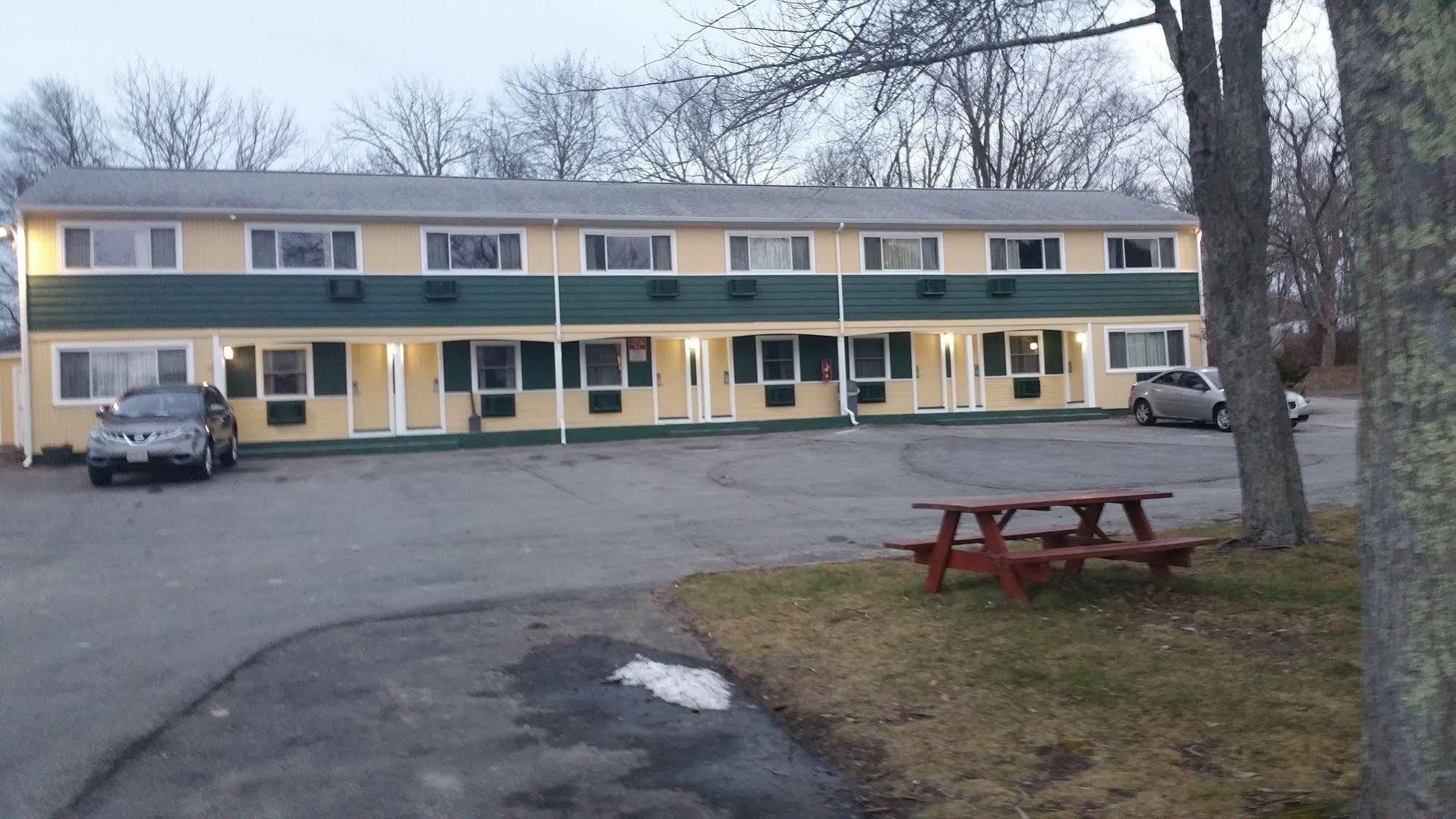 Dartmouth Motor Inn Dış mekan fotoğraf