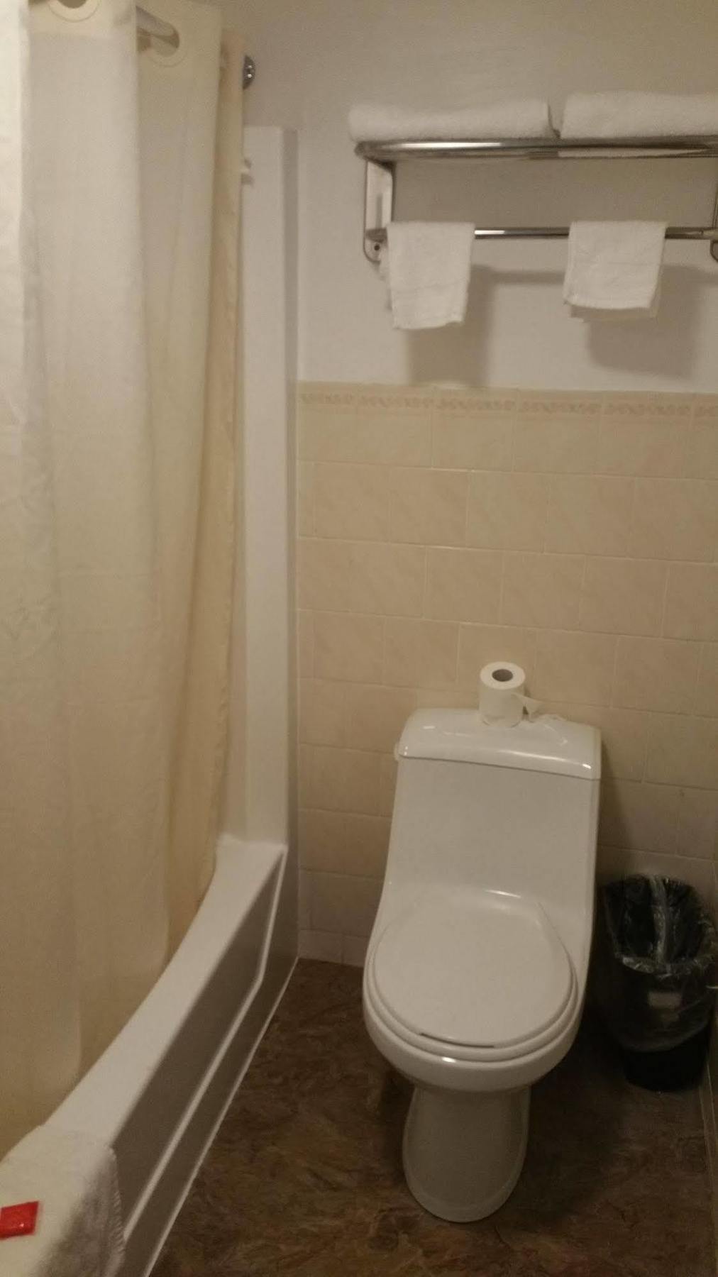 Dartmouth Motor Inn Dış mekan fotoğraf