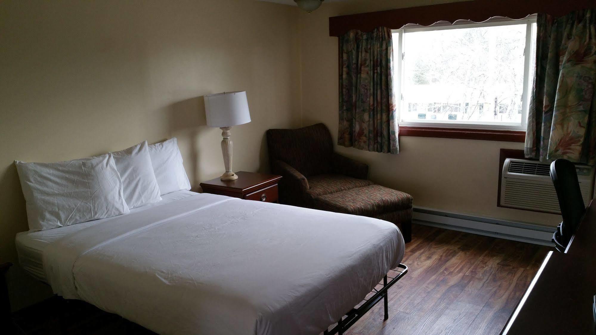 Dartmouth Motor Inn Dış mekan fotoğraf